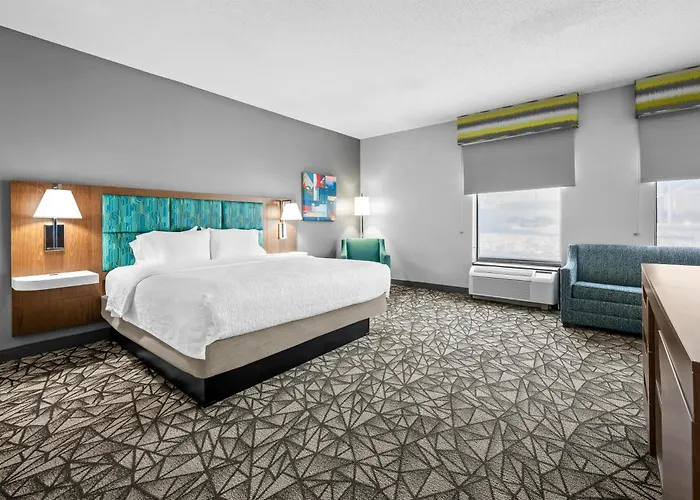 Hampton Inn Bloomington West